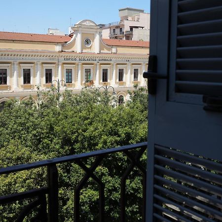 Palazzo Manzoni Apartments Bari Exterior photo