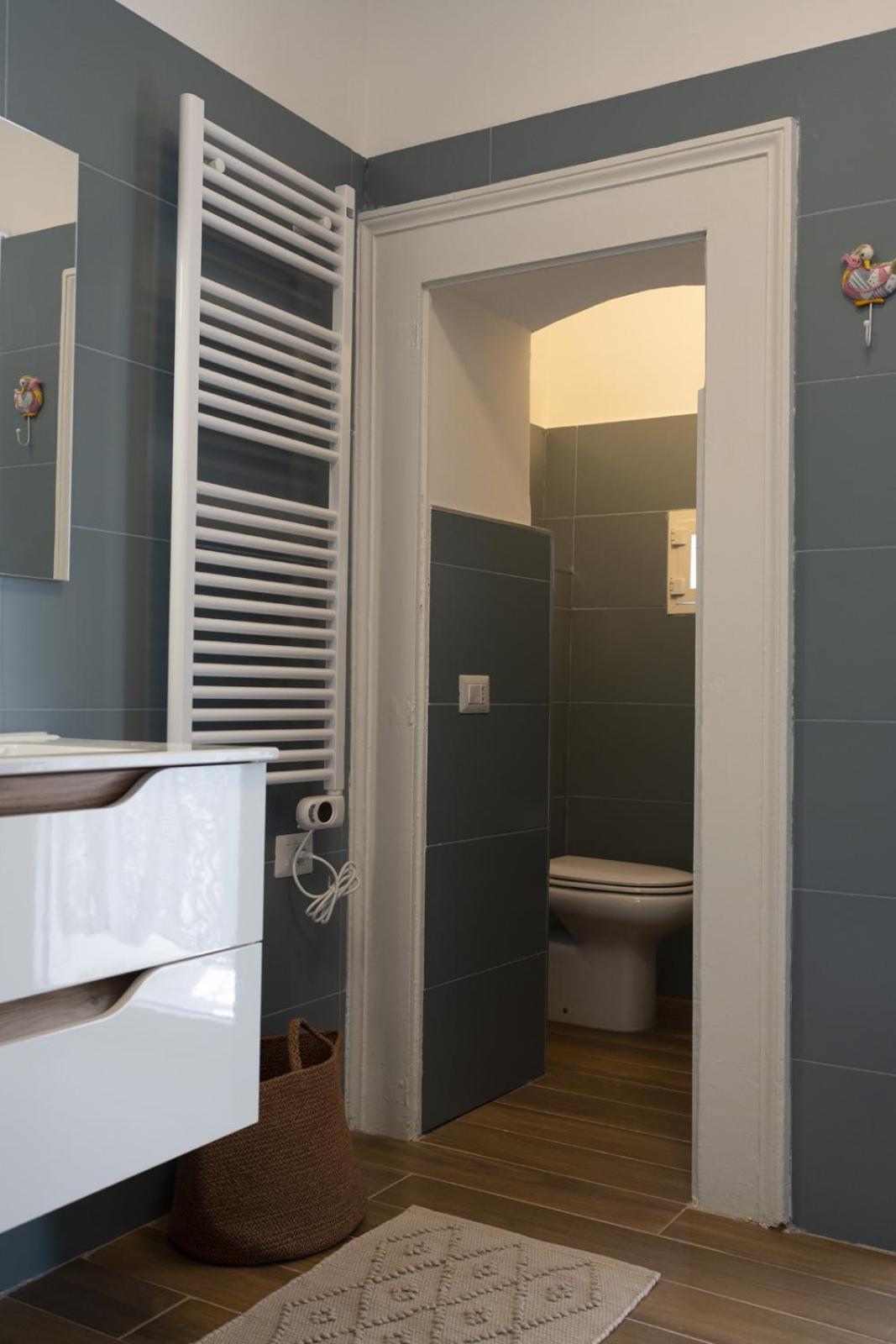 Palazzo Manzoni Apartments Bari Room photo