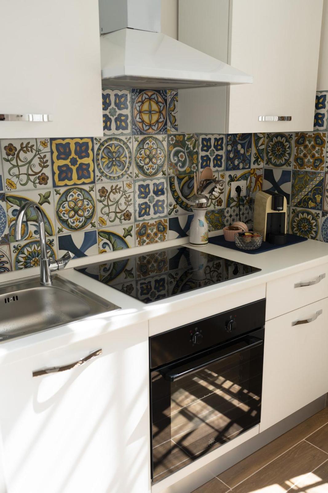 Palazzo Manzoni Apartments Bari Room photo